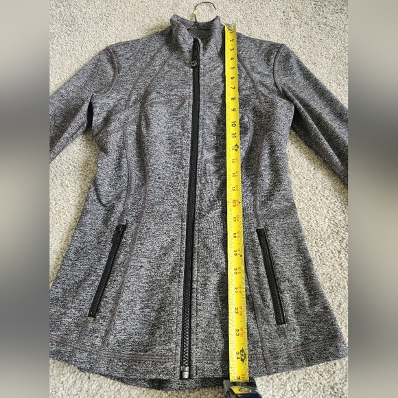 Lululemon Define Jacket Size 4 - Picture 9 of 10